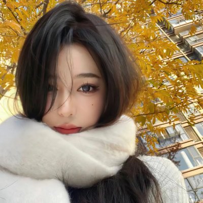 皇家项链海报